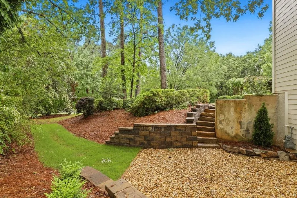 355 Kelson Drive Nw, Atlanta, Georgia 30327, 5 Bedrooms Bedrooms, ,5 BathroomsBathrooms,Residential,Sold,355 Kelson Drive Nw,6883058