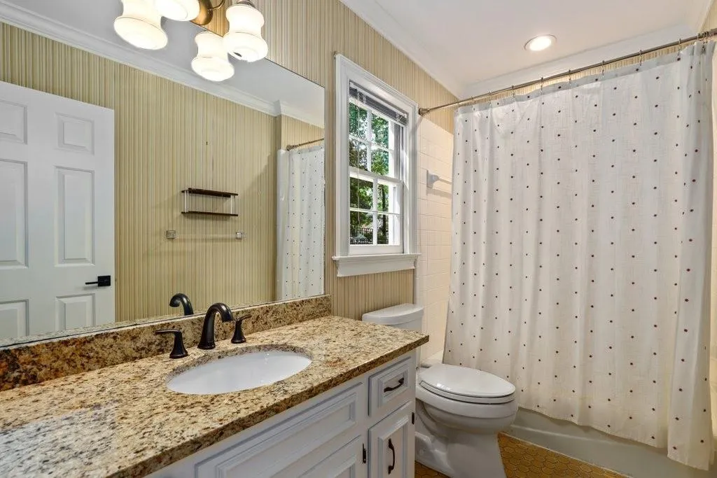 355 Kelson Drive Nw, Atlanta, Georgia 30327, 5 Bedrooms Bedrooms, ,5 BathroomsBathrooms,Residential,Sold,355 Kelson Drive Nw,6883058