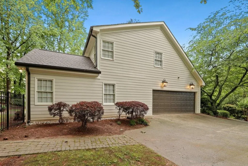 355 Kelson Drive Nw, Atlanta, Georgia 30327, 5 Bedrooms Bedrooms, ,5 BathroomsBathrooms,Residential,Sold,355 Kelson Drive Nw,6883058