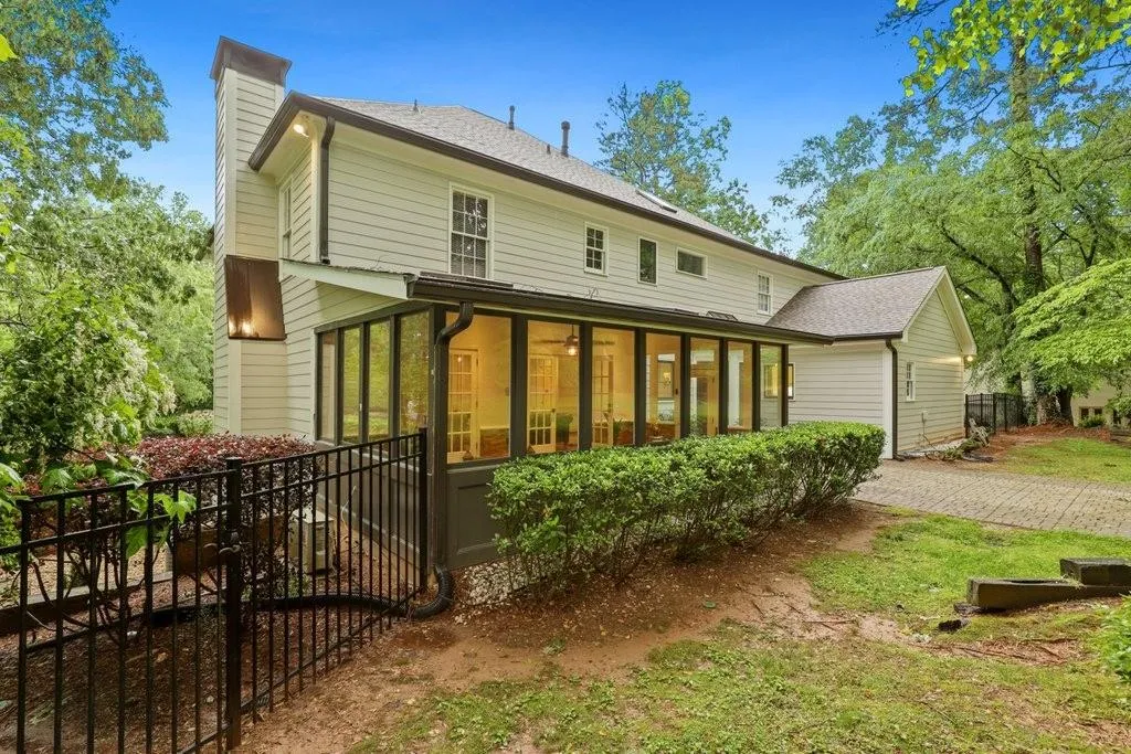 355 Kelson Drive Nw, Atlanta, Georgia 30327, 5 Bedrooms Bedrooms, ,5 BathroomsBathrooms,Residential,Sold,355 Kelson Drive Nw,6883058