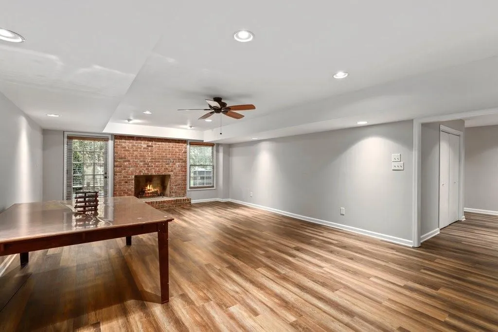 355 Kelson Drive Nw, Atlanta, Georgia 30327, 5 Bedrooms Bedrooms, ,5 BathroomsBathrooms,Residential,Sold,355 Kelson Drive Nw,6883058