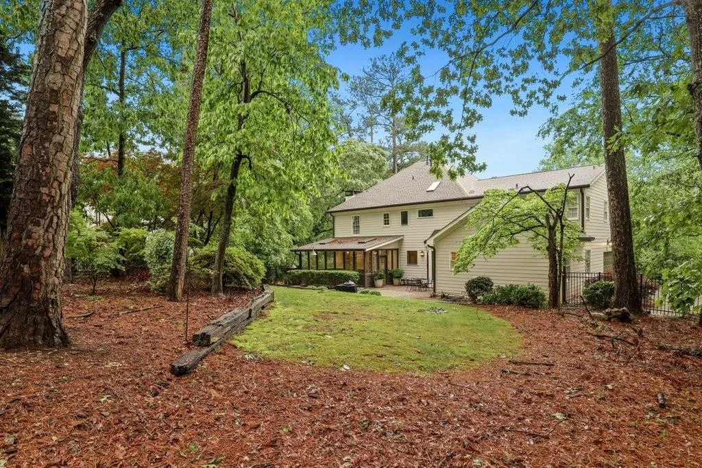 355 Kelson Drive Nw, Atlanta, Georgia 30327, 5 Bedrooms Bedrooms, ,5 BathroomsBathrooms,Residential,Sold,355 Kelson Drive Nw,6883058