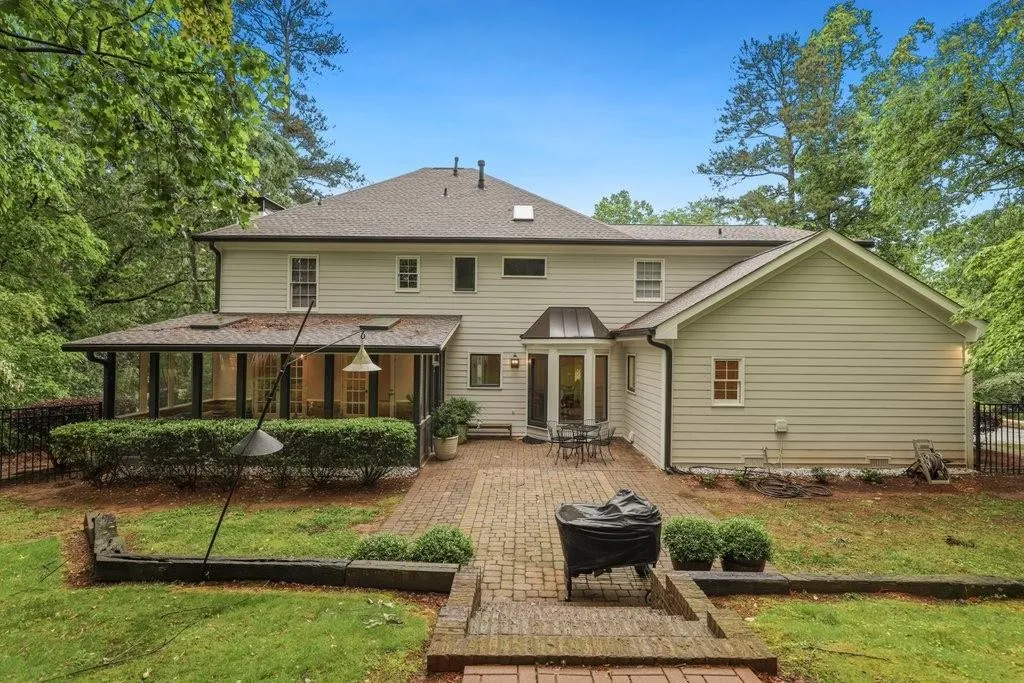 355 Kelson Drive Nw, Atlanta, Georgia 30327, 5 Bedrooms Bedrooms, ,5 BathroomsBathrooms,Residential,Sold,355 Kelson Drive Nw,6883058