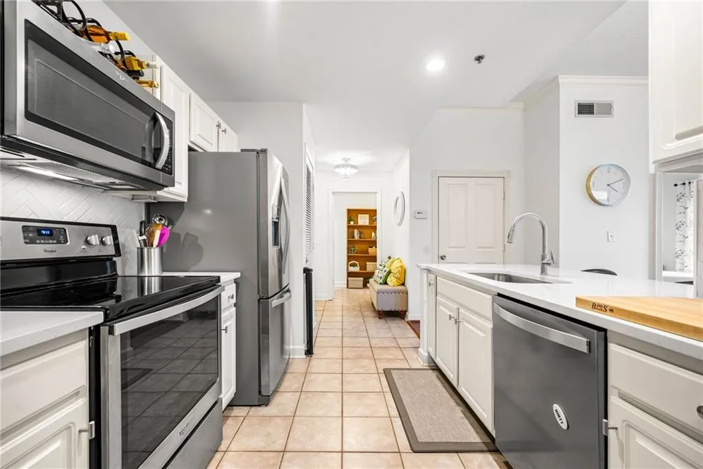 1101 Juniper Street Ne Unit 1519, Atlanta, Georgia 30309, 2 Bedrooms Bedrooms, ,2 BathroomsBathrooms,Residential,Sold,1101 Juniper Street Ne Unit 1519,7561370