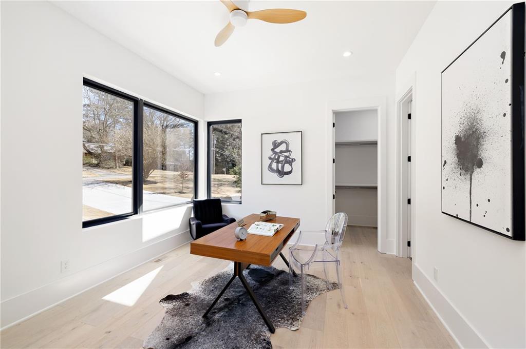 Office / bedroom on the main level.
