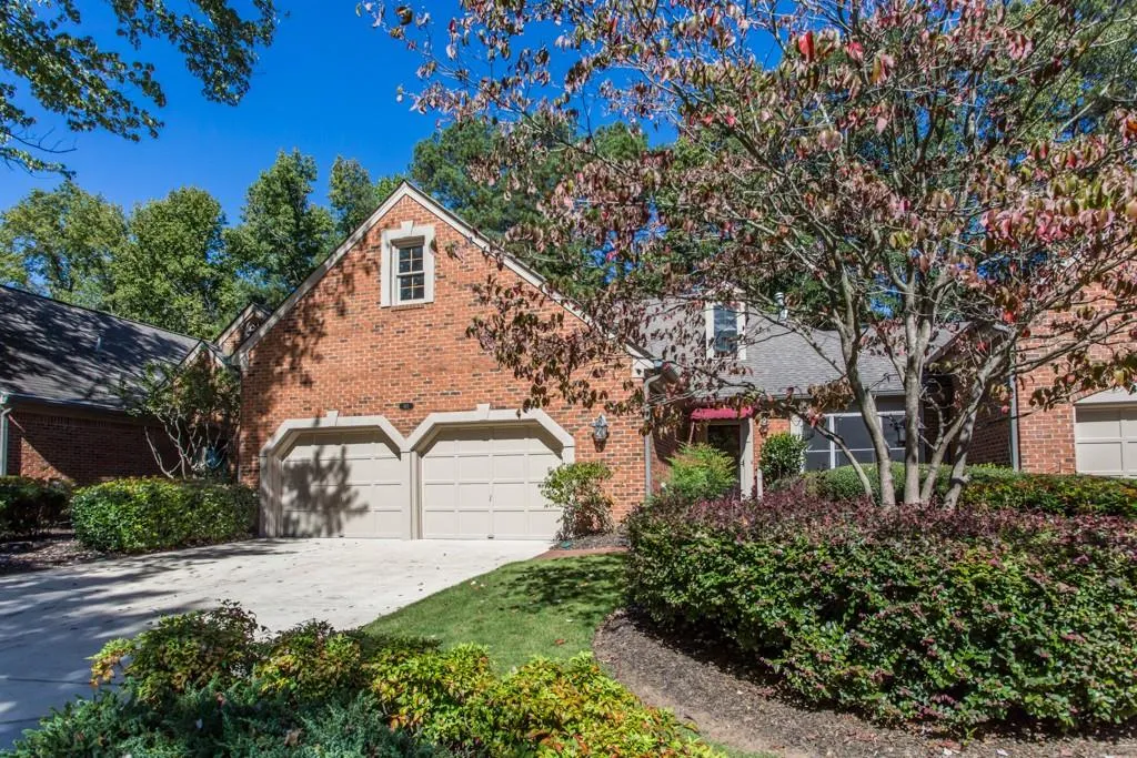 415 Greenlaurel Drive Ne, Atlanta, Georgia 30342, 3 Bedrooms Bedrooms, ,3 BathroomsBathrooms,Residential,Sold,415 Greenlaurel Drive Ne,5957229