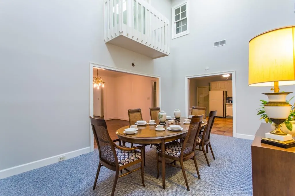 415 Greenlaurel Drive Ne, Atlanta, Georgia 30342, 3 Bedrooms Bedrooms, ,3 BathroomsBathrooms,Residential,Sold,415 Greenlaurel Drive Ne,5957229