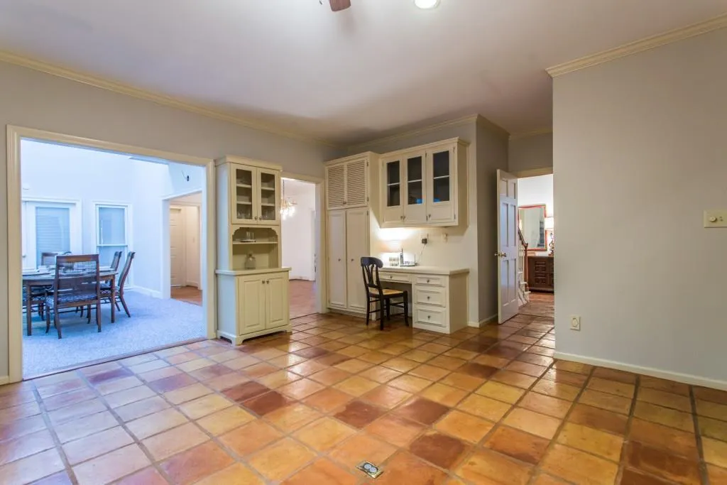 415 Greenlaurel Drive Ne, Atlanta, Georgia 30342, 3 Bedrooms Bedrooms, ,3 BathroomsBathrooms,Residential,Sold,415 Greenlaurel Drive Ne,5957229