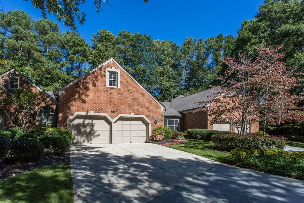 415 Greenlaurel Drive Ne, Atlanta, Georgia 30342, 3 Bedrooms Bedrooms, ,3 BathroomsBathrooms,Residential,Sold,415 Greenlaurel Drive Ne,5957229