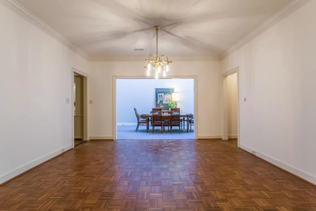 415 Greenlaurel Drive Ne, Atlanta, Georgia 30342, 3 Bedrooms Bedrooms, ,3 BathroomsBathrooms,Residential,Sold,415 Greenlaurel Drive Ne,5957229