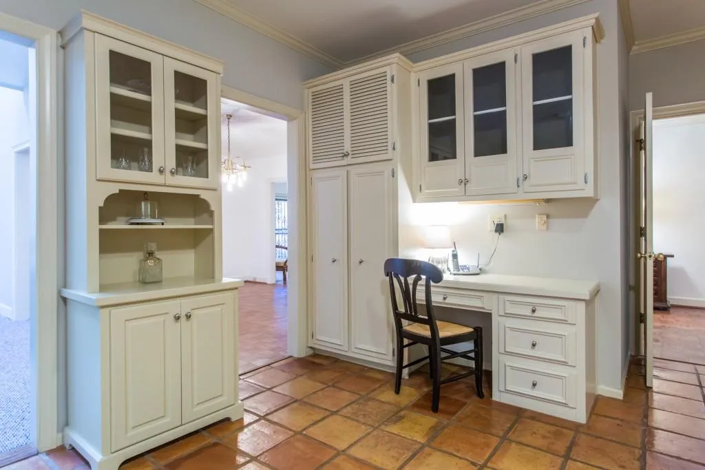 415 Greenlaurel Drive Ne, Atlanta, Georgia 30342, 3 Bedrooms Bedrooms, ,3 BathroomsBathrooms,Residential,Sold,415 Greenlaurel Drive Ne,5957229