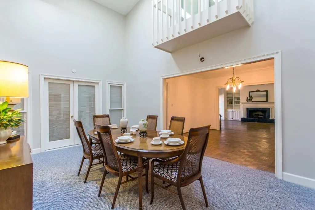 415 Greenlaurel Drive Ne, Atlanta, Georgia 30342, 3 Bedrooms Bedrooms, ,3 BathroomsBathrooms,Residential,Sold,415 Greenlaurel Drive Ne,5957229