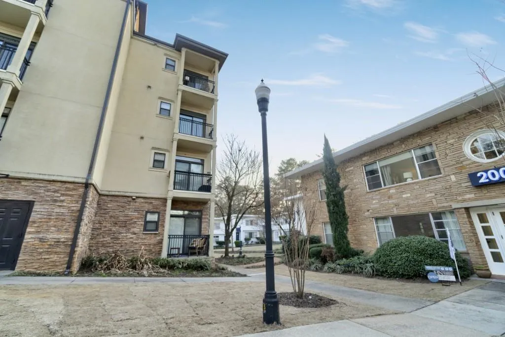 2230 Cheshire Bridge Road Unit 412, Atlanta, Georgia 30324, 2 Bedrooms Bedrooms, ,2 BathroomsBathrooms,Residential,For Sale,2230 Cheshire Bridge Road Unit 412,7558397