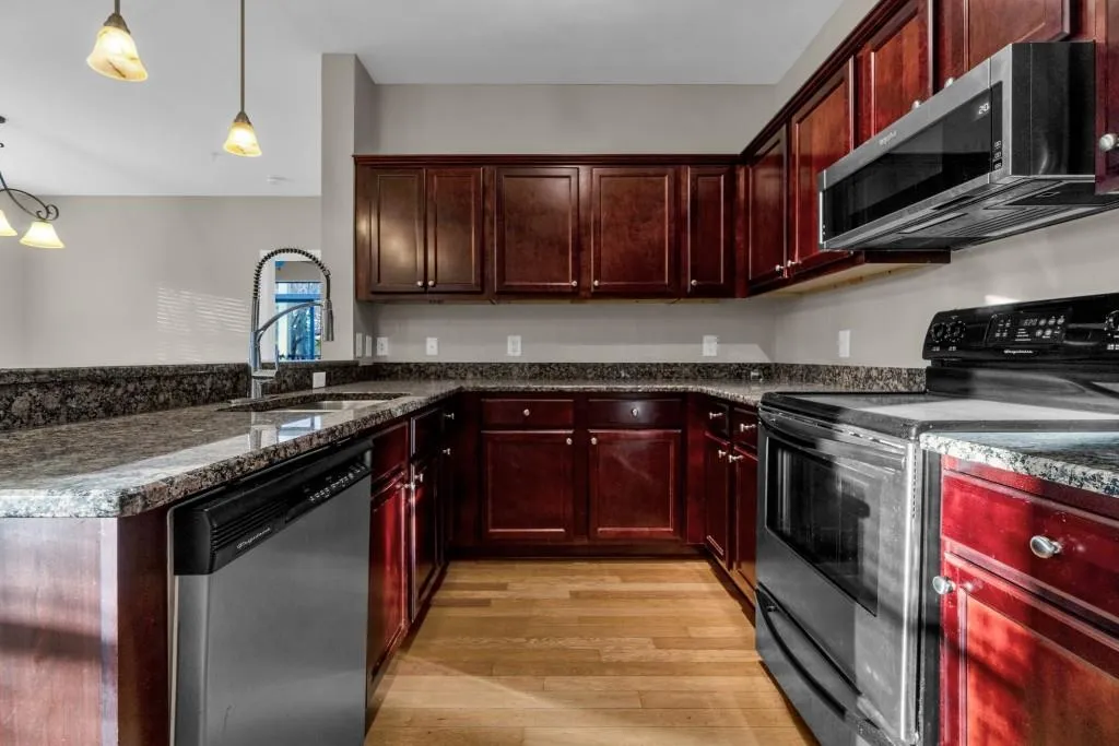2230 Cheshire Bridge Road Unit 412, Atlanta, Georgia 30324, 2 Bedrooms Bedrooms, ,2 BathroomsBathrooms,Residential,For Sale,2230 Cheshire Bridge Road Unit 412,7558397