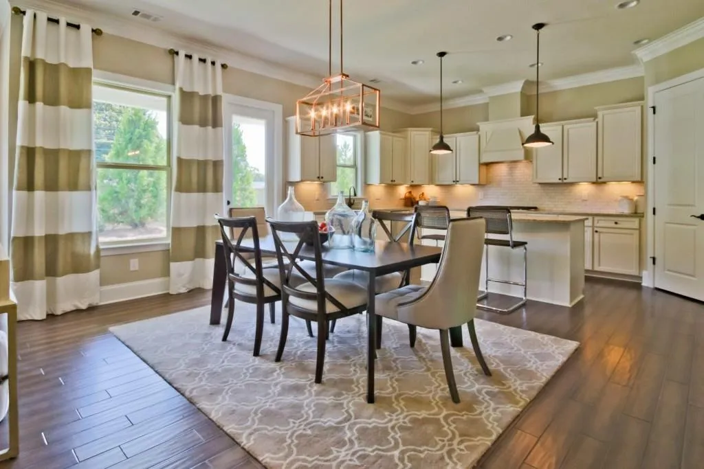 115 Austin Drive, Sandy Springs, Georgia 30328, 5 Bedrooms Bedrooms, ,4 BathroomsBathrooms,Residential,Sold,115 Austin Drive,5566642