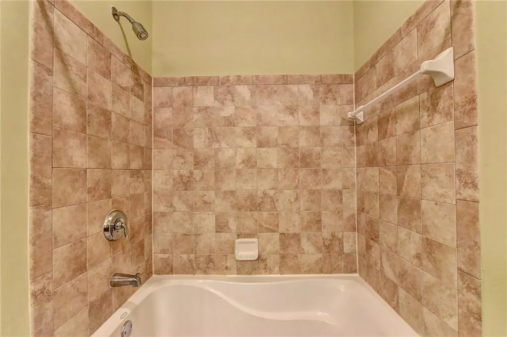 200 River Vista Drive Unit 728, Atlanta, Georgia 30339, 2 Bedrooms Bedrooms, ,2 BathroomsBathrooms,Residential,Sold,200 River Vista Drive Unit 728,6057053