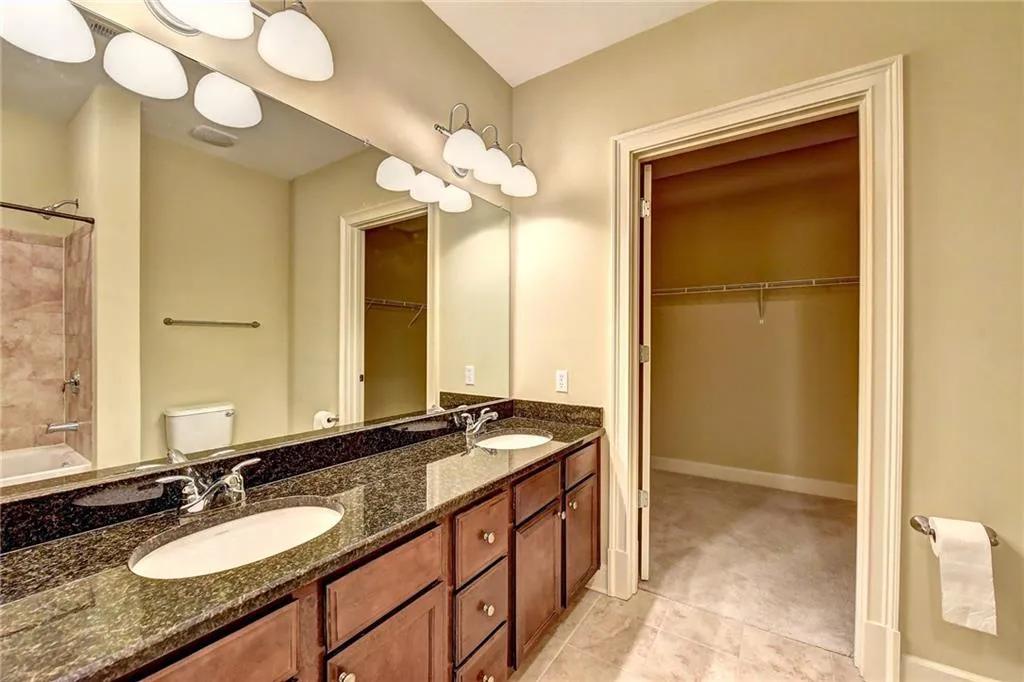 200 River Vista Drive Unit 728, Atlanta, Georgia 30339, 2 Bedrooms Bedrooms, ,2 BathroomsBathrooms,Residential,Sold,200 River Vista Drive Unit 728,6057053