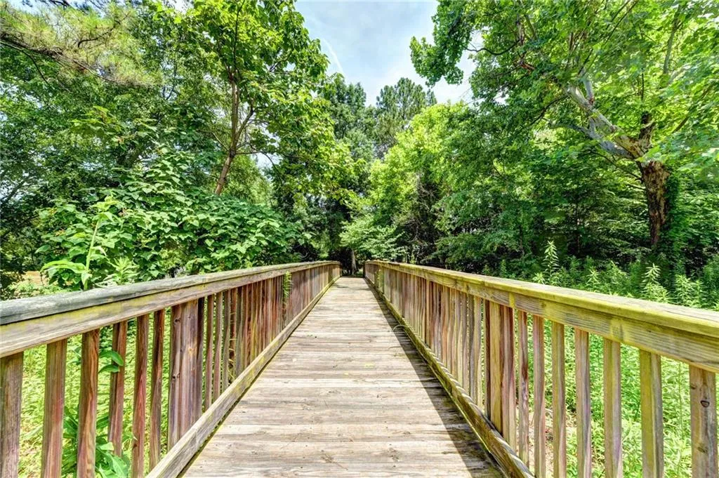 200 River Vista Drive Unit 728, Atlanta, Georgia 30339, 2 Bedrooms Bedrooms, ,2 BathroomsBathrooms,Residential,Sold,200 River Vista Drive Unit 728,6057053