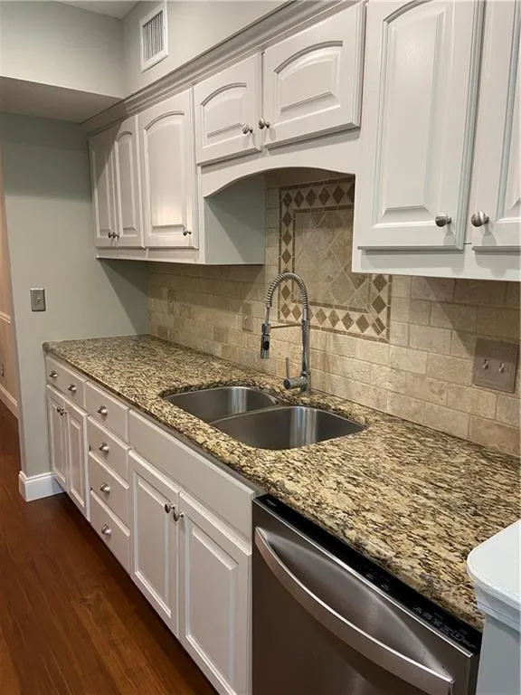 1804 Huntingdon Chase, Atlanta, Georgia 30350, 2 Bedrooms Bedrooms, ,2 BathroomsBathrooms,Residential,Sold,1804 Huntingdon Chase,6920185