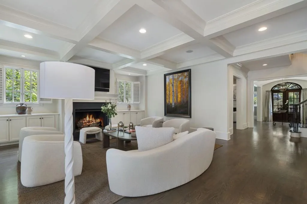 2904 Arden Road Nw, Atlanta, Georgia 30327, 5 Bedrooms Bedrooms, ,6 BathroomsBathrooms,Residential,For Sale,2904 Arden Road Nw,7633990