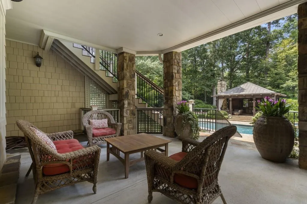 2904 Arden Road Nw, Atlanta, Georgia 30327, 5 Bedrooms Bedrooms, ,6 BathroomsBathrooms,Residential,For Sale,2904 Arden Road Nw,7633990