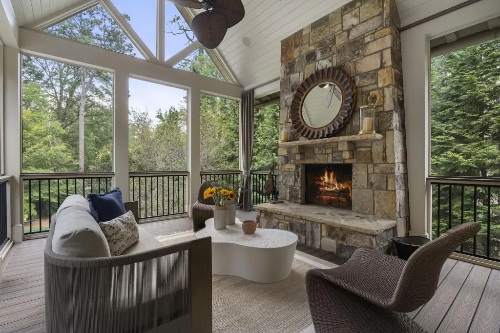 2904 Arden Road Nw, Atlanta, Georgia 30327, 5 Bedrooms Bedrooms, ,6 BathroomsBathrooms,Residential,For Sale,2904 Arden Road Nw,7633990