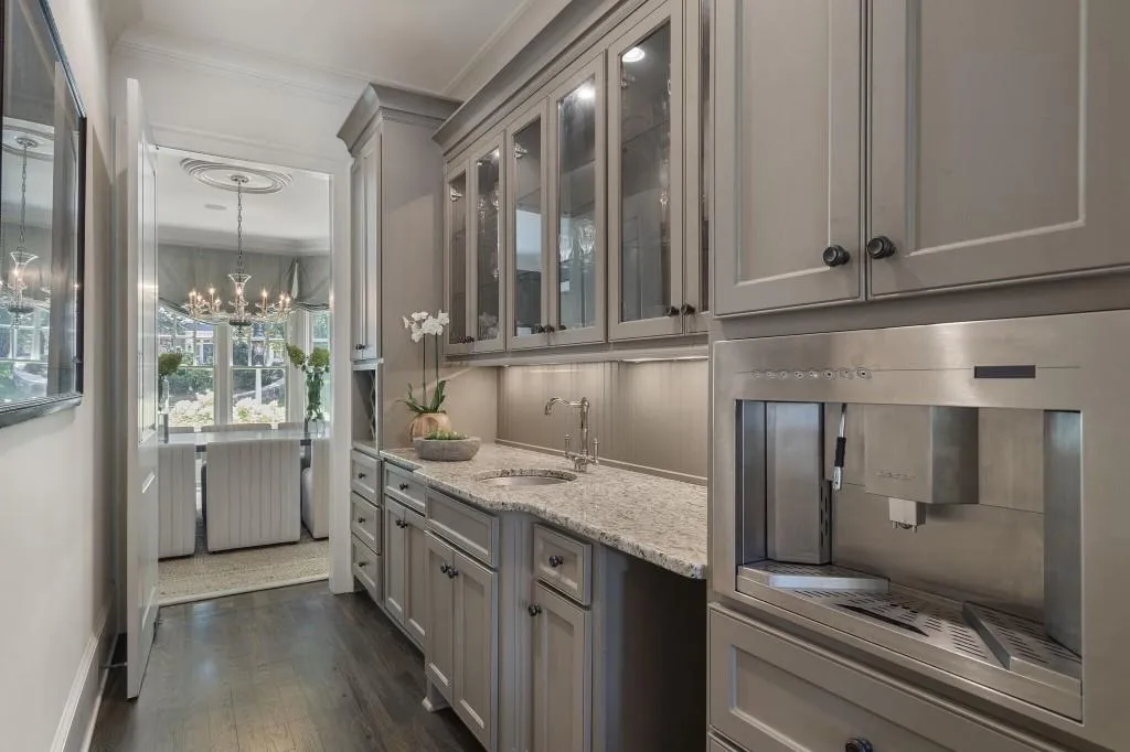 2904 Arden Road Nw, Atlanta, Georgia 30327, 5 Bedrooms Bedrooms, ,6 BathroomsBathrooms,Residential,For Sale,2904 Arden Road Nw,7633990