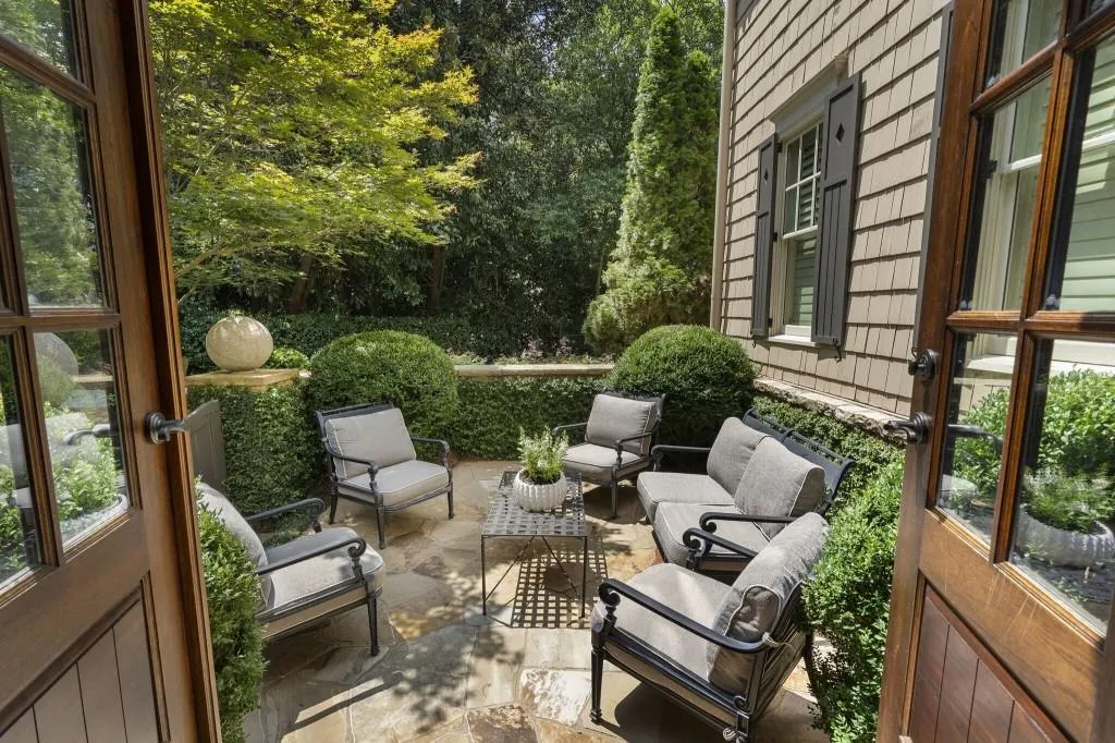 2904 Arden Road Nw, Atlanta, Georgia 30327, 5 Bedrooms Bedrooms, ,6 BathroomsBathrooms,Residential,For Sale,2904 Arden Road Nw,7633990