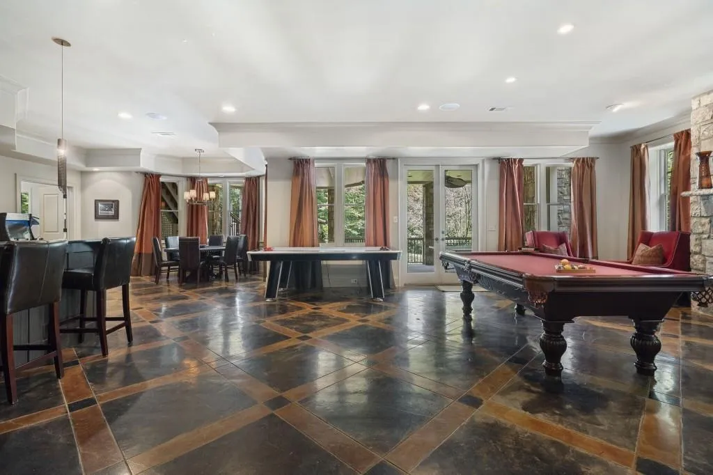 2904 Arden Road Nw, Atlanta, Georgia 30327, 5 Bedrooms Bedrooms, ,6 BathroomsBathrooms,Residential,For Sale,2904 Arden Road Nw,7633990