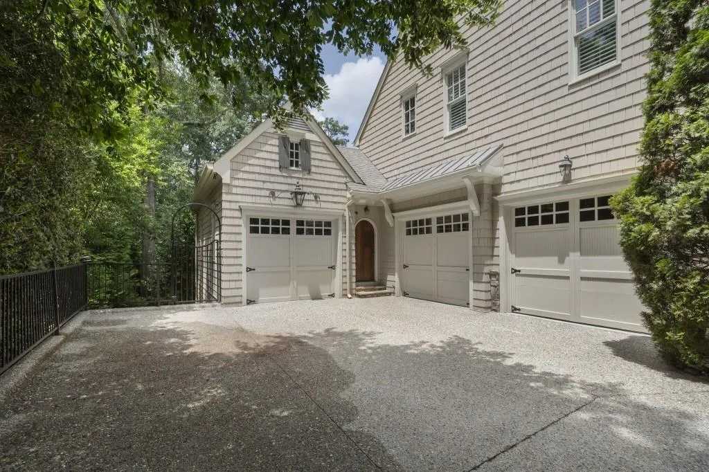 2904 Arden Road Nw, Atlanta, Georgia 30327, 5 Bedrooms Bedrooms, ,6 BathroomsBathrooms,Residential,For Sale,2904 Arden Road Nw,7633990
