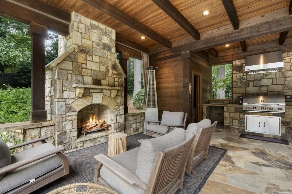 2904 Arden Road Nw, Atlanta, Georgia 30327, 5 Bedrooms Bedrooms, ,6 BathroomsBathrooms,Residential,For Sale,2904 Arden Road Nw,7633990