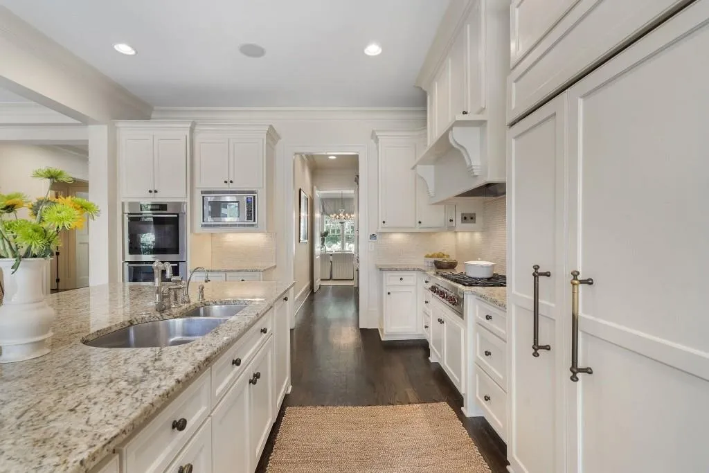 2904 Arden Road Nw, Atlanta, Georgia 30327, 5 Bedrooms Bedrooms, ,6 BathroomsBathrooms,Residential,For Sale,2904 Arden Road Nw,7633990