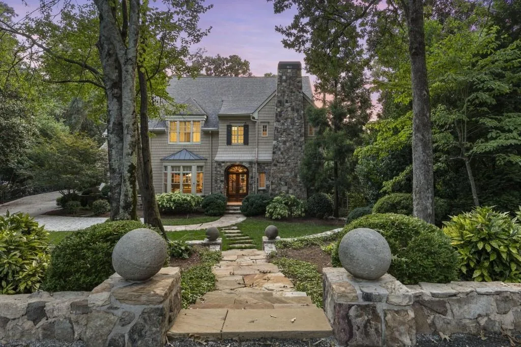 2904 Arden Road Nw, Atlanta, Georgia 30327, 5 Bedrooms Bedrooms, ,6 BathroomsBathrooms,Residential,For Sale,2904 Arden Road Nw,7633990