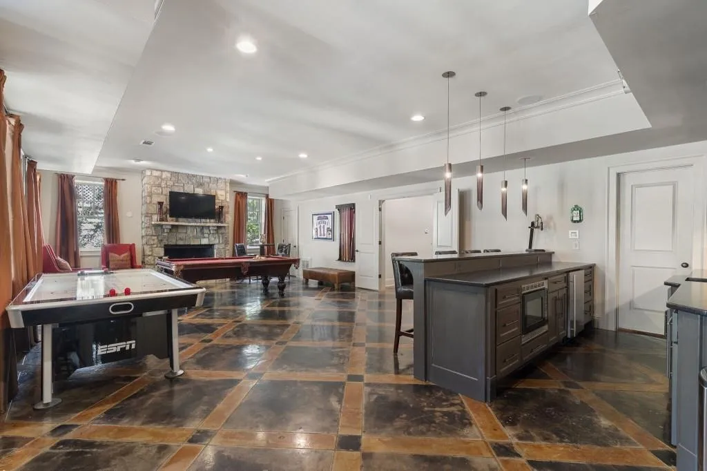2904 Arden Road Nw, Atlanta, Georgia 30327, 5 Bedrooms Bedrooms, ,6 BathroomsBathrooms,Residential,For Sale,2904 Arden Road Nw,7633990