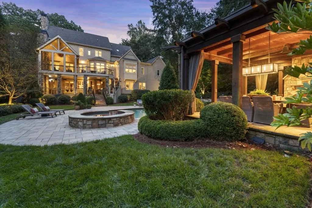 2904 Arden Road Nw, Atlanta, Georgia 30327, 5 Bedrooms Bedrooms, ,6 BathroomsBathrooms,Residential,For Sale,2904 Arden Road Nw,7633990