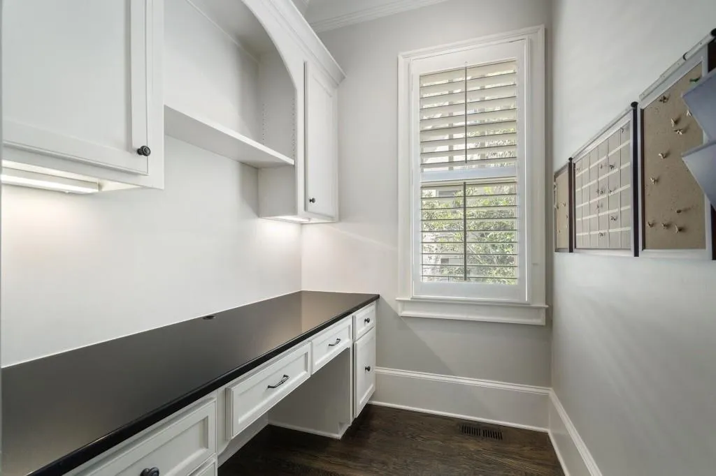 2904 Arden Road Nw, Atlanta, Georgia 30327, 5 Bedrooms Bedrooms, ,6 BathroomsBathrooms,Residential,For Sale,2904 Arden Road Nw,7633990