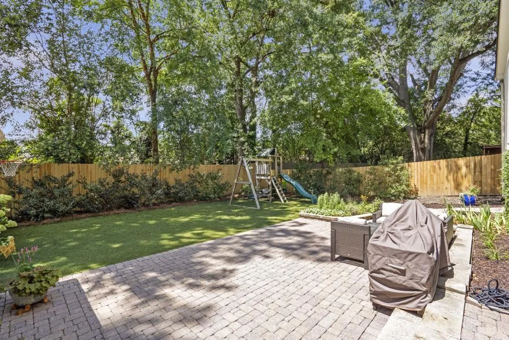 225 Midvale Drive Ne, Atlanta, Georgia 30342, 4 Bedrooms Bedrooms, ,3 BathroomsBathrooms,Residential,For Sale,225 Midvale Drive Ne,7629408