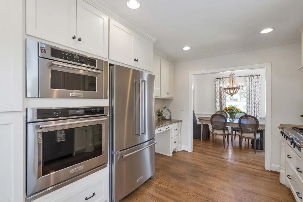 225 Midvale Drive Ne, Atlanta, Georgia 30342, 4 Bedrooms Bedrooms, ,3 BathroomsBathrooms,Residential,For Sale,225 Midvale Drive Ne,7629408