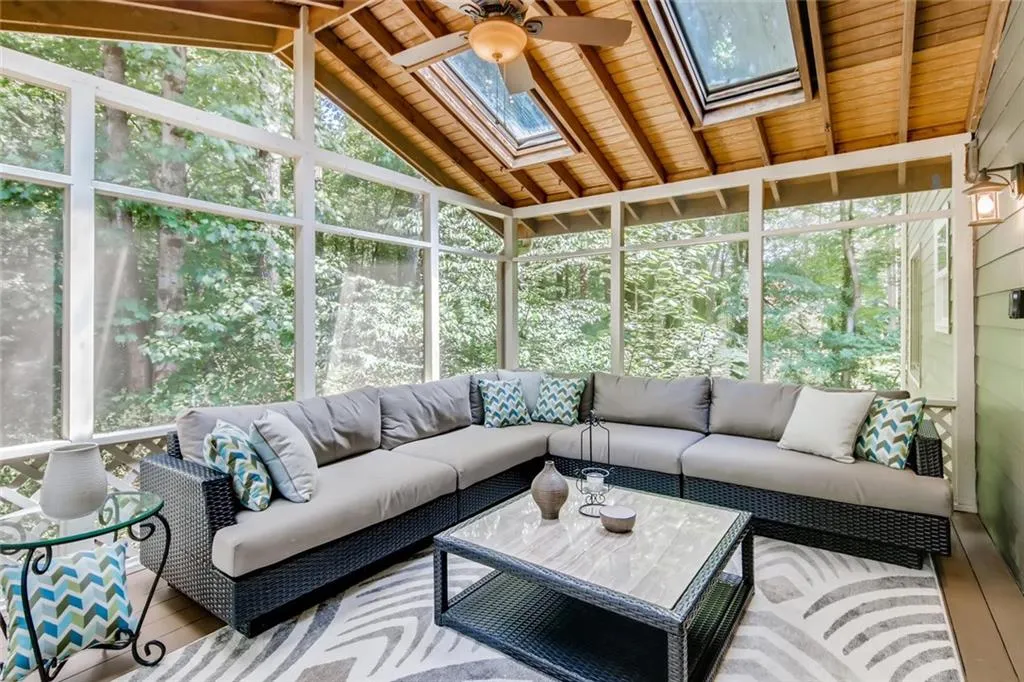 7520 Winters Chapel Road, Atlanta, Georgia 30350, 4 Bedrooms Bedrooms, ,2 BathroomsBathrooms,Residential,Sold,7520 Winters Chapel Road,6733112