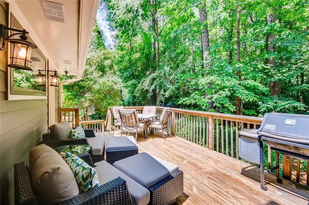 7520 Winters Chapel Road, Atlanta, Georgia 30350, 4 Bedrooms Bedrooms, ,2 BathroomsBathrooms,Residential,Sold,7520 Winters Chapel Road,6733112