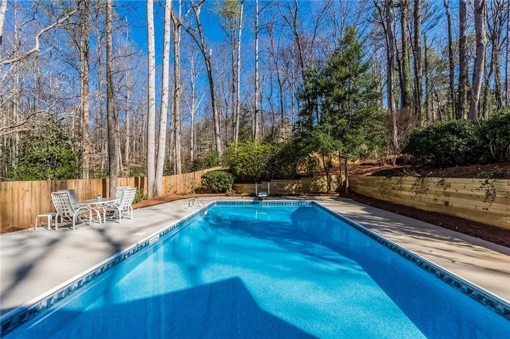 5530 W Idlewood Lane, Atlanta, Georgia 30327, 5 Bedrooms Bedrooms, ,3 BathroomsBathrooms,Residential,Sold,5530 W Idlewood Lane,5819312