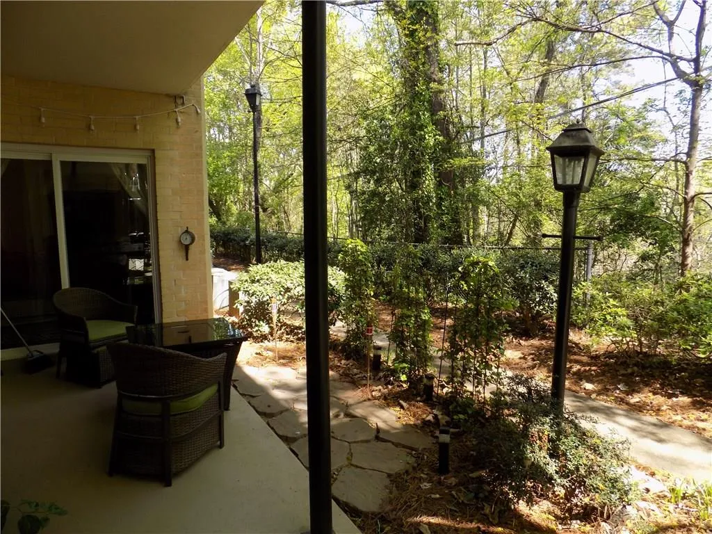 5400 Roswell Road Unit L9, Atlanta, Georgia 30342, 2 Bedrooms Bedrooms, ,2 BathroomsBathrooms,Residential,Sold,5400 Roswell Road Unit L9,5996407 5400 Roswell Road Unit L9, Atlanta, Georgia 30342, 2 Bedrooms Bedrooms, ,2 BathroomsBathrooms,Residential,Sold,5400 Roswell Road Unit L9,5996407