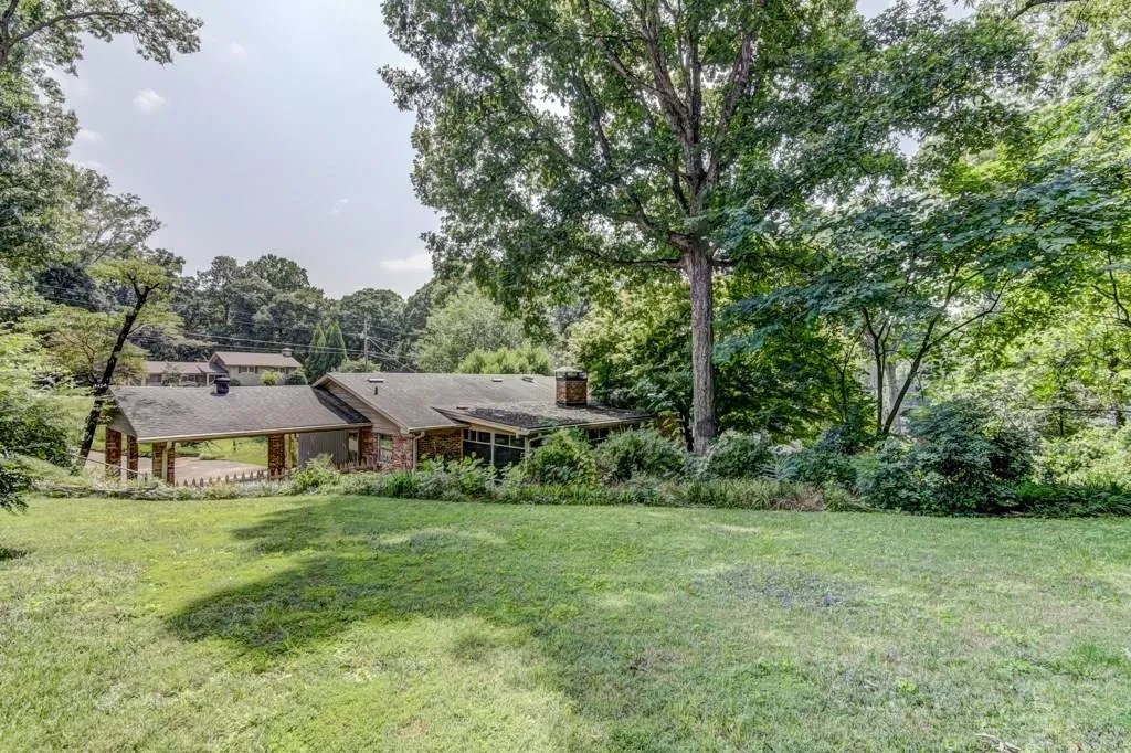 435 Elden Drive, Sandy Springs, Georgia 30342, 3 Bedrooms Bedrooms, ,2 BathroomsBathrooms,Residential,Sold,435 Elden Drive,6062749