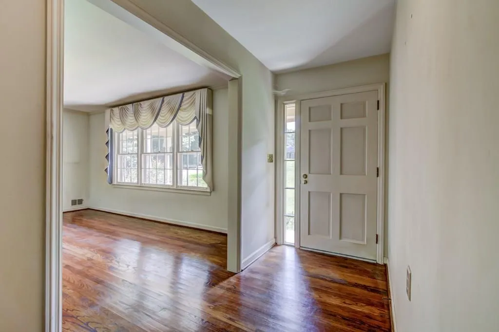 435 Elden Drive, Sandy Springs, Georgia 30342, 3 Bedrooms Bedrooms, ,2 BathroomsBathrooms,Residential,Sold,435 Elden Drive,6062749