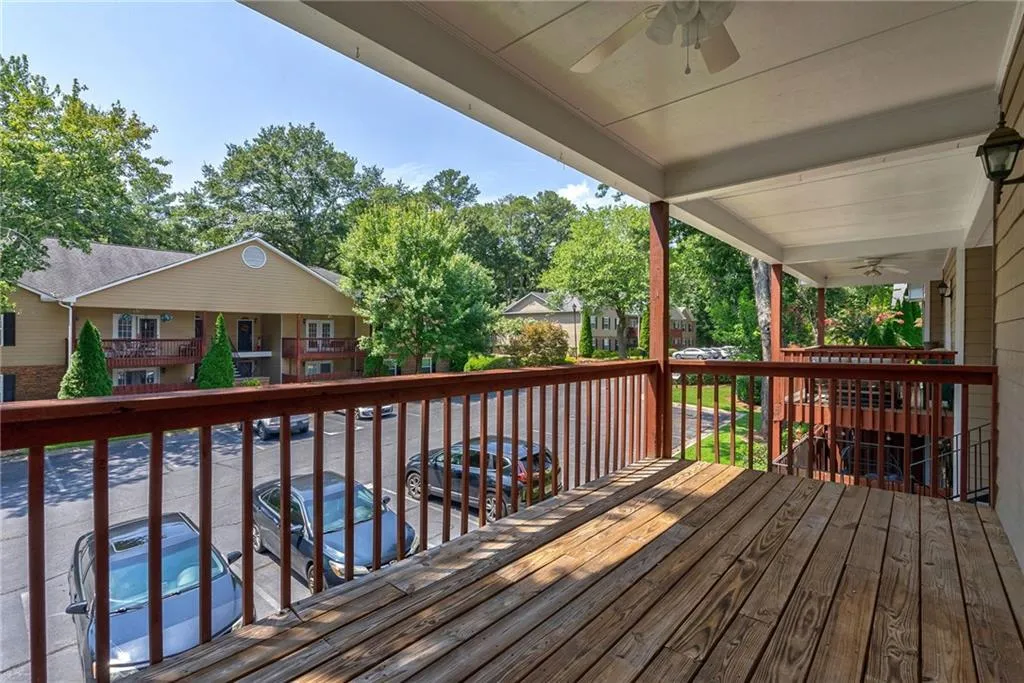 604 Brighton Point, Sandy Springs, Georgia 30328, 2 Bedrooms Bedrooms, ,2 BathroomsBathrooms,Residential,Sold,604 Brighton Point,7261436