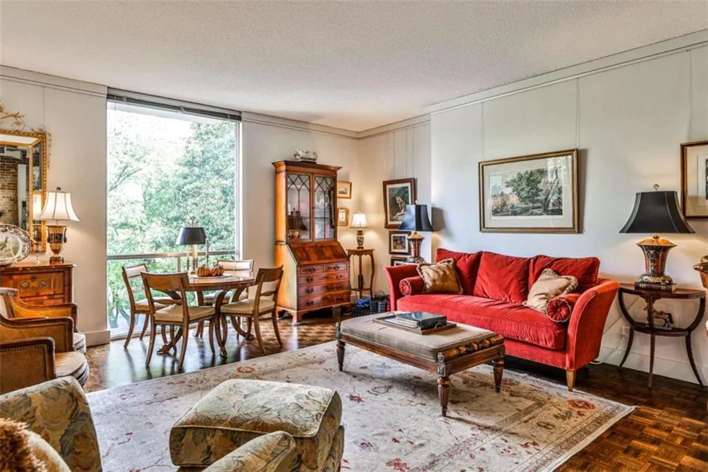 130 26th Street Unit 402, Atlanta, Georgia 30309, 2 Bedrooms Bedrooms, ,1 BathroomBathrooms,Residential,For Sale,130 26th Street Unit 402,7573545