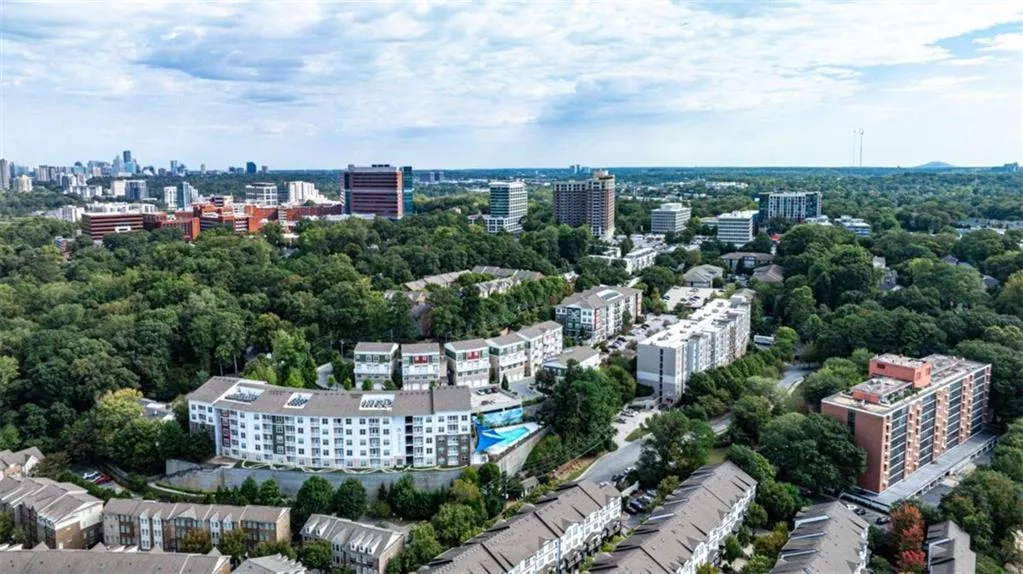 130 26th Street Unit 402, Atlanta, Georgia 30309, 2 Bedrooms Bedrooms, ,1 BathroomBathrooms,Residential,For Sale,130 26th Street Unit 402,7573545