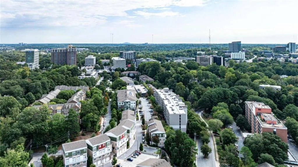 130 26th Street Unit 402, Atlanta, Georgia 30309, 2 Bedrooms Bedrooms, ,1 BathroomBathrooms,Residential,For Sale,130 26th Street Unit 402,7573545