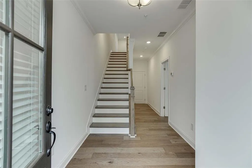 6543 Beacon Drive Unit 378, Sandy Springs, Georgia 30328, 3 Bedrooms Bedrooms, ,3 BathroomsBathrooms,Residential,Sold,6543 Beacon Drive Unit 378,7064986