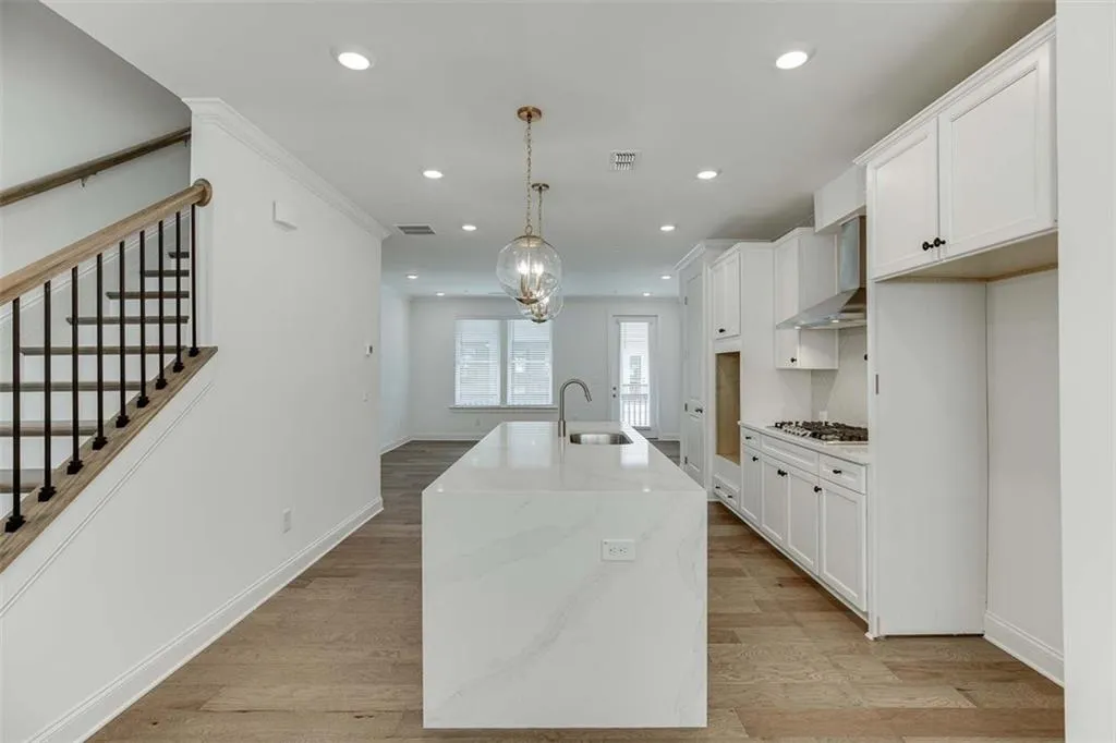6543 Beacon Drive Unit 378, Sandy Springs, Georgia 30328, 3 Bedrooms Bedrooms, ,3 BathroomsBathrooms,Residential,Sold,6543 Beacon Drive Unit 378,7064986